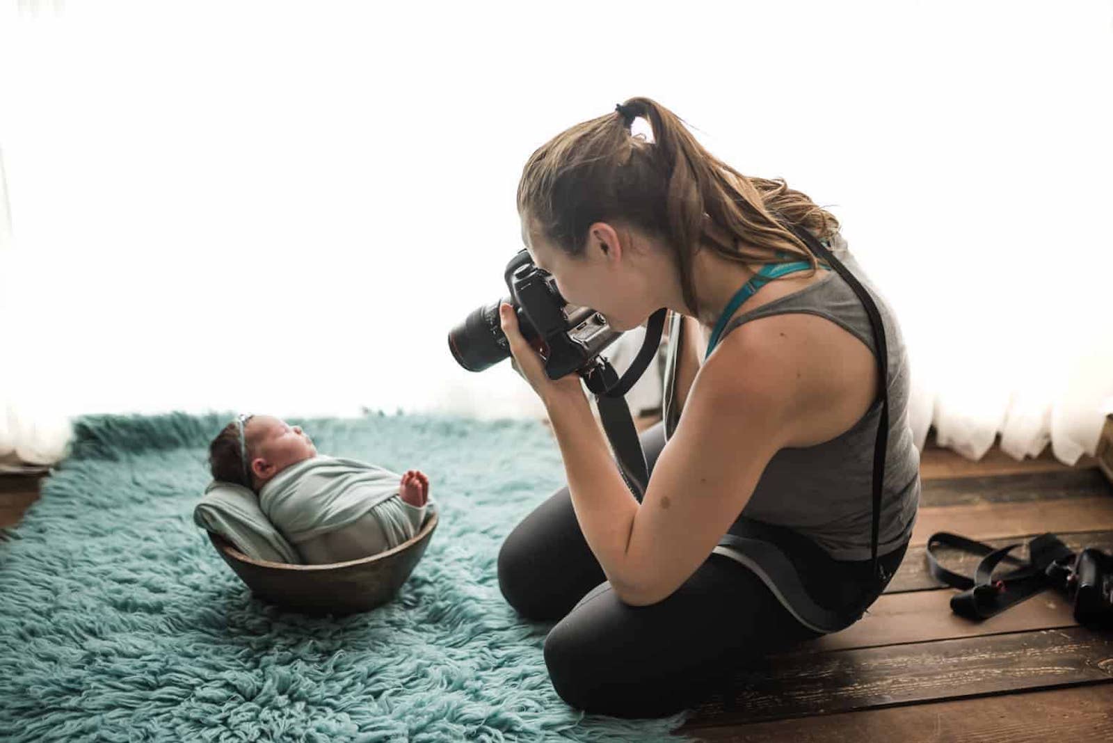 Newborn Photography - How to Do Newborn Photography - In Home Newborn Photography