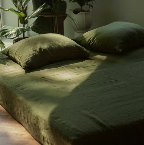 Flat Sheet vs. Fitted Sheet – Which Is Better 3