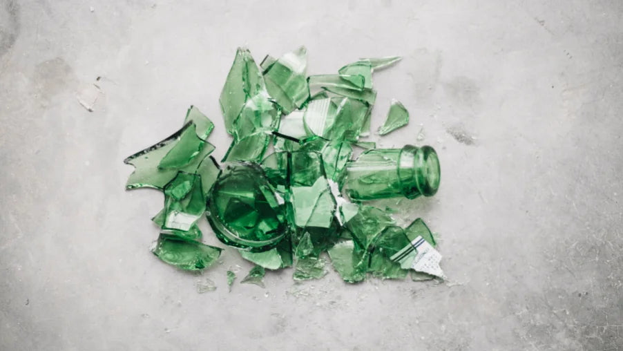 Déchet qui ne se recycle pas : verre cassé