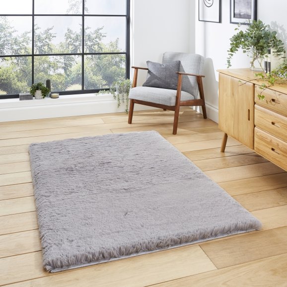 An image of Super Teddy Modern Rug 150 x 230cm / Grey