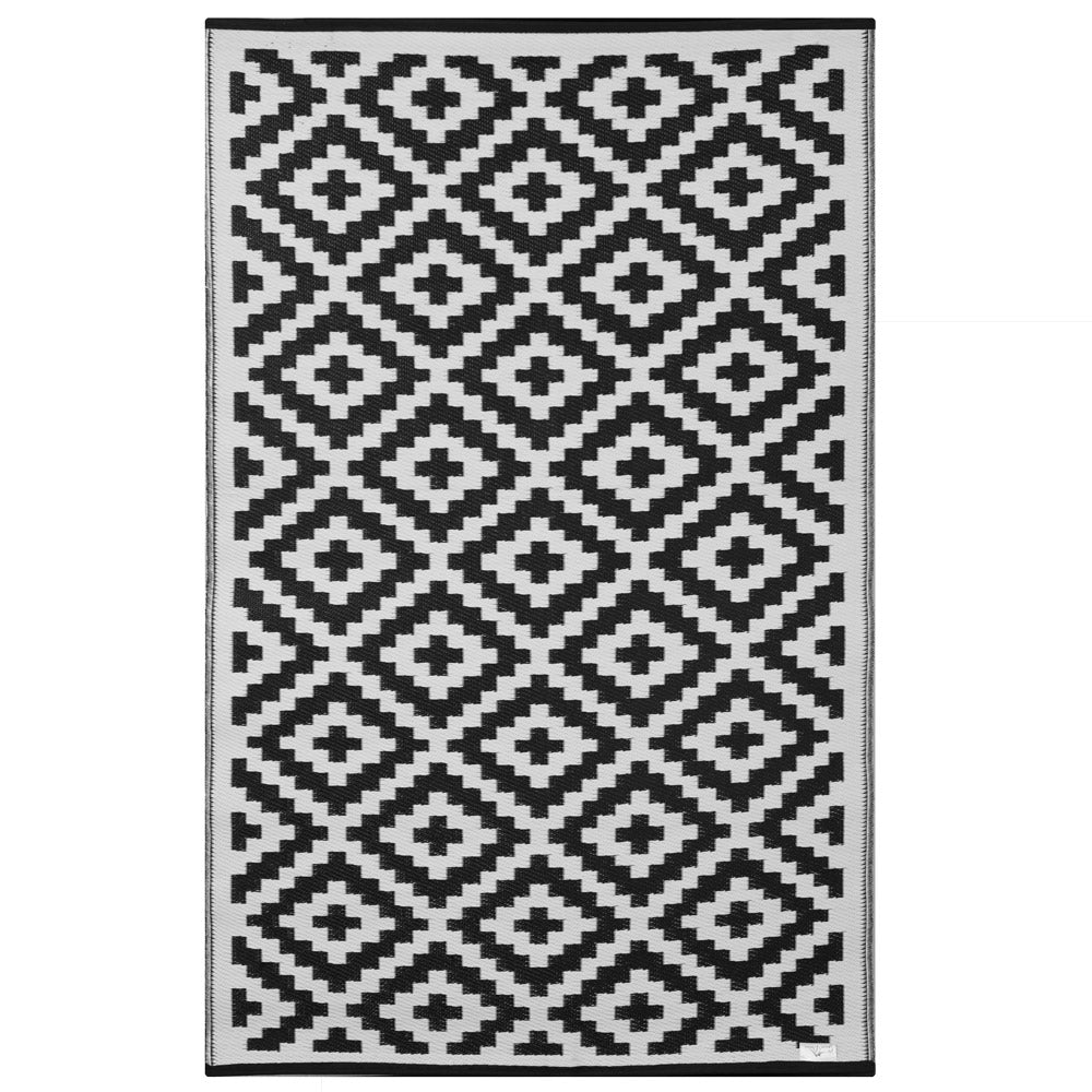 An image of Nirvana Recycled Plastic Indoor & Outdoor Rug 90 x 150cm / Black/White
