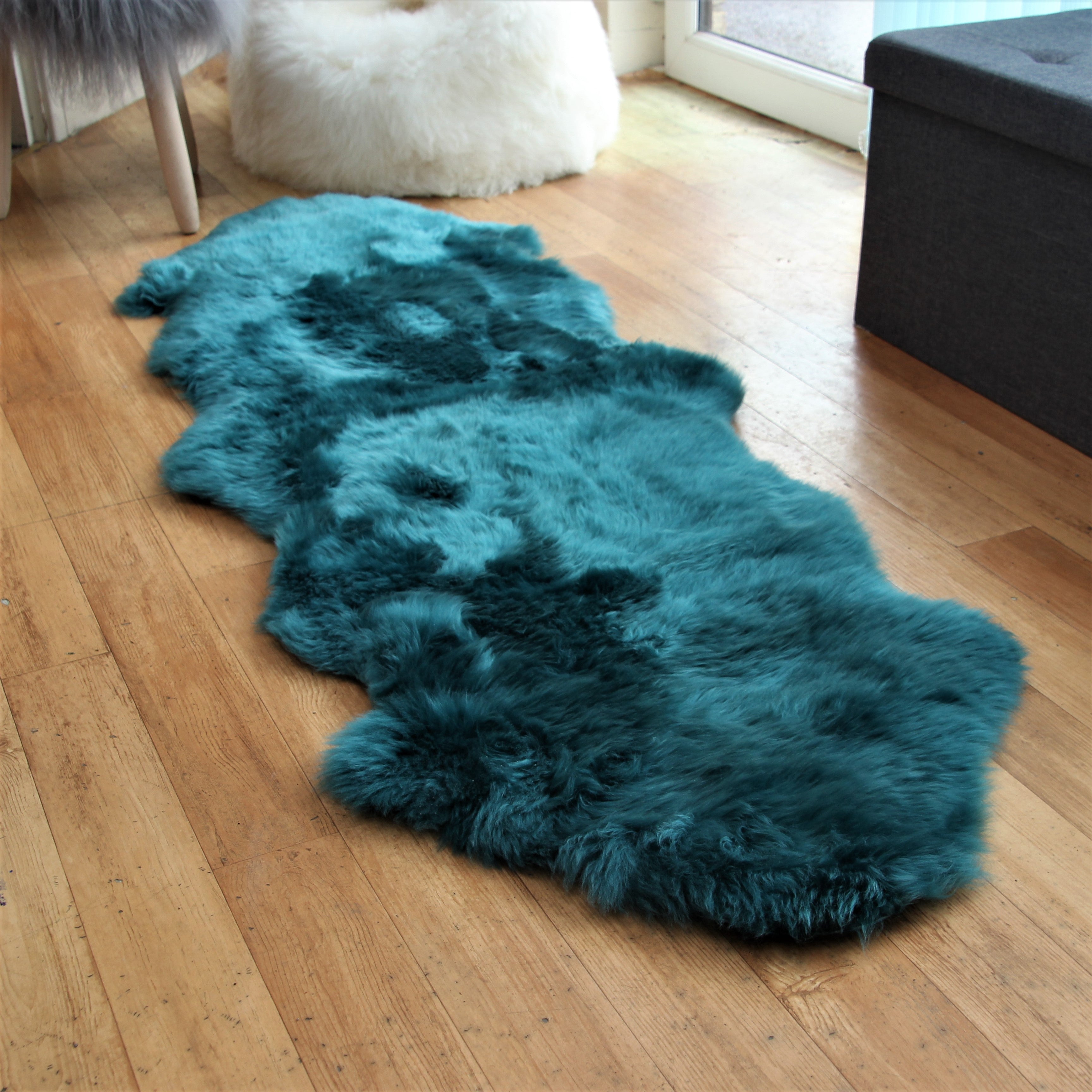 An image of Teal Sheepskin Rug (Double)