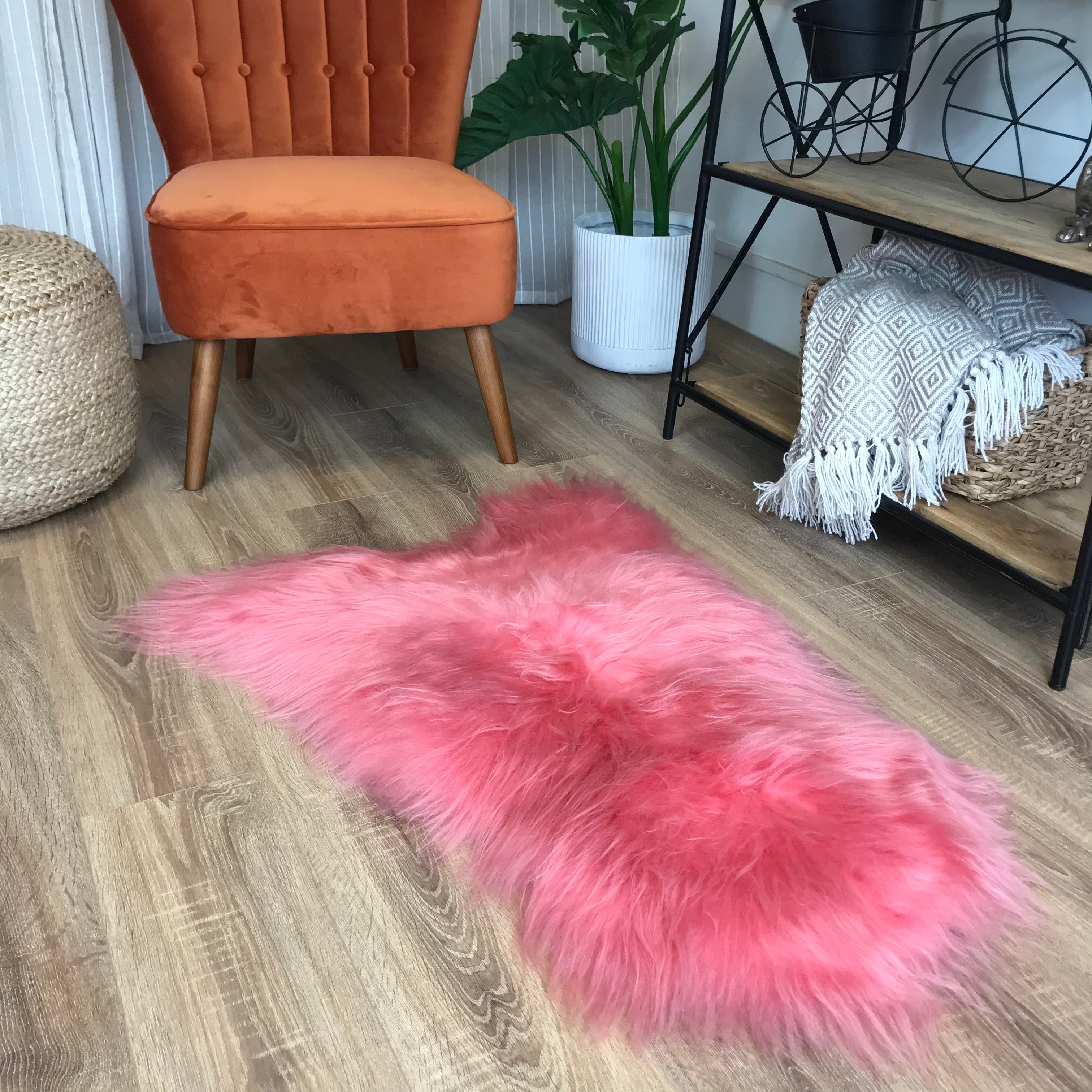 An image of Icelandic Sheepskin Rug Coral Pink (Single)