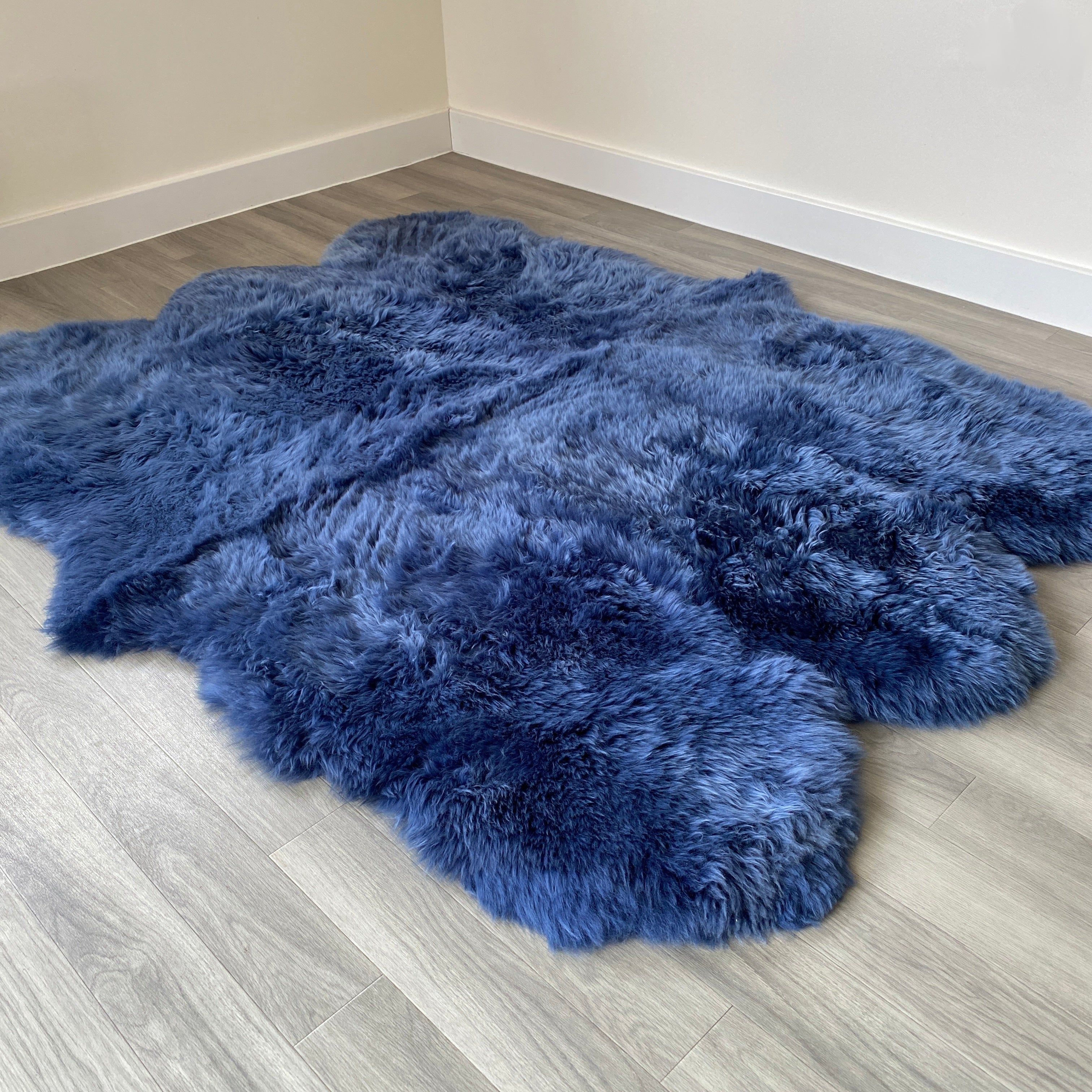 An image of Navy Blue Sheepskin Rug (Sexto)