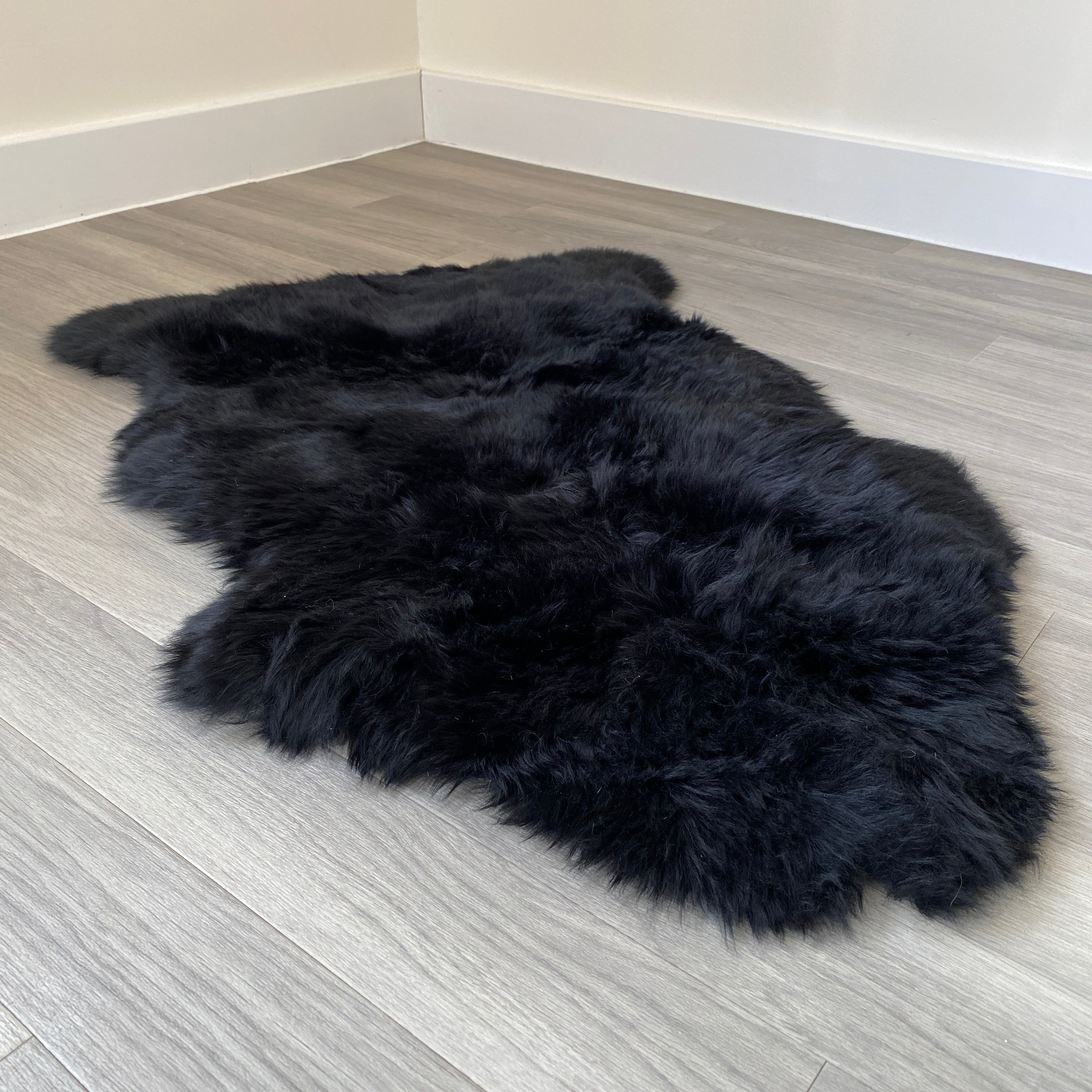 An image of Black Sheepskin Rug (Single)