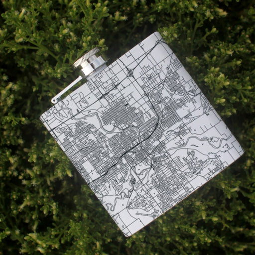 Des Moines Iowa Custom Engraved City Map Inscription Coordinates on 6oz Stainless Steel Flask in White