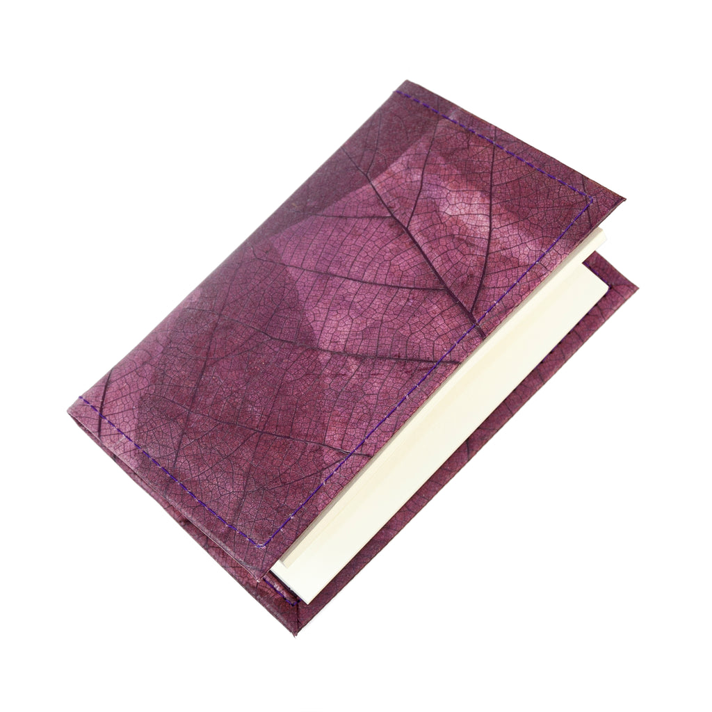 Refillable Journal in Natural Leather — The Indian Oaks