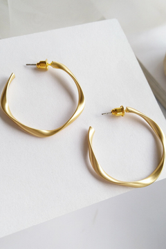 Twisted Matte Gold Hoops