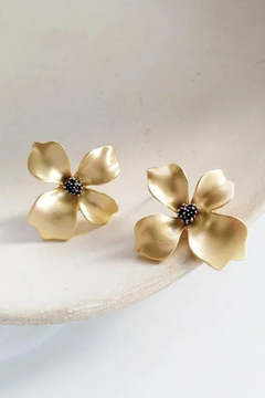 Matte Gold Flower Earrings