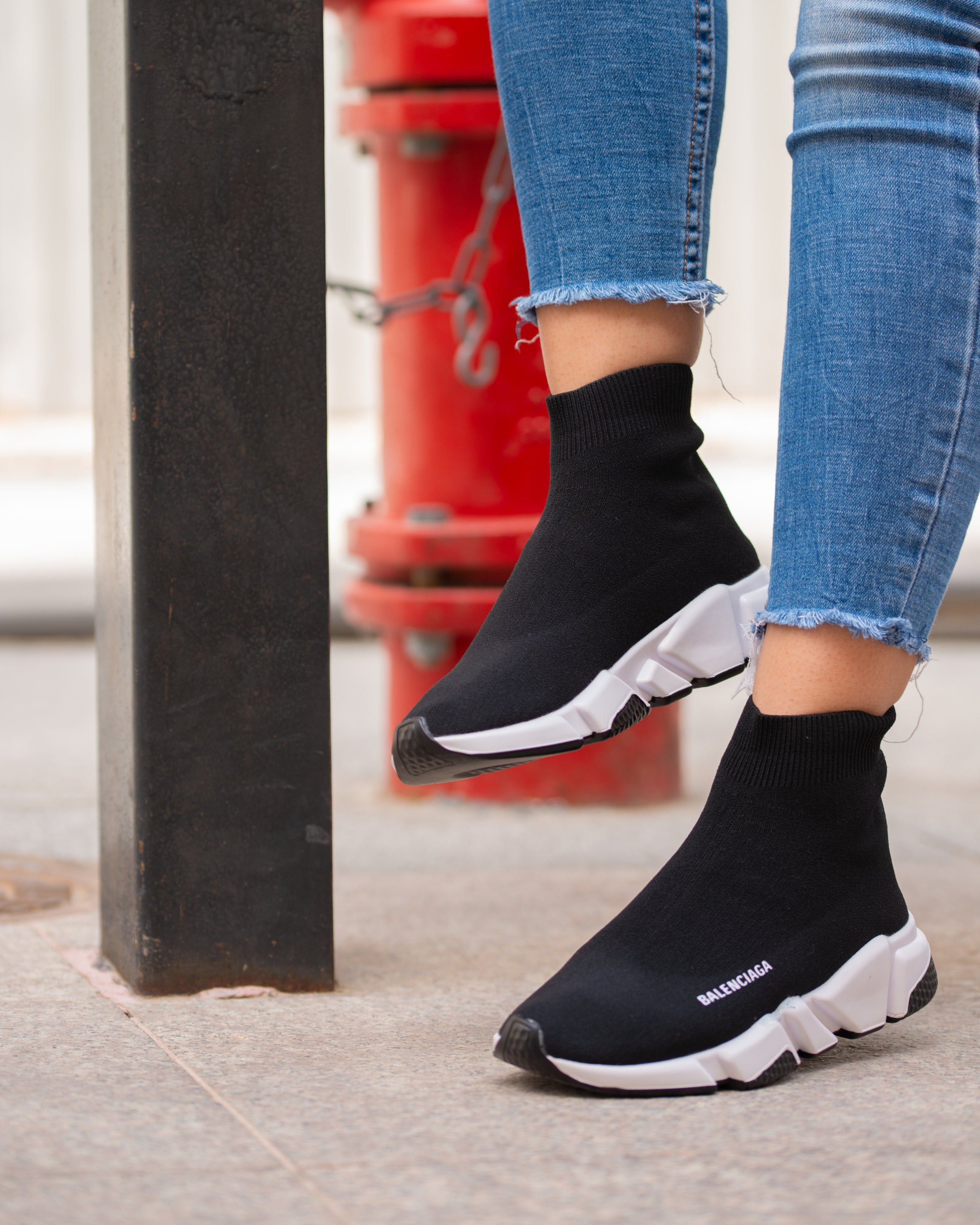 balenciaga speed trainer black white