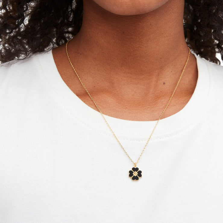 Kate Spade Spades & Studs Enamel Mini Pendant Necklace in Black o0ru32 –  