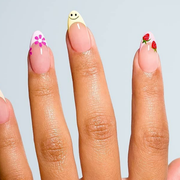 18 Smiley Face Nails That Make Us Smile Kiara Sky