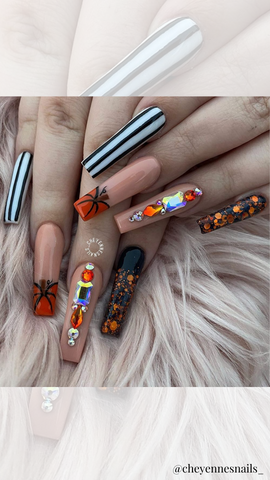 black and orange halloween nails 