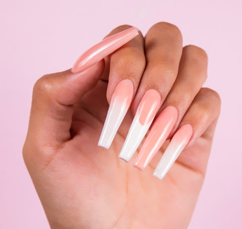 nude color nails