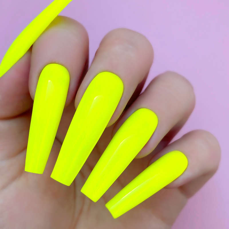 light yellow dip nails