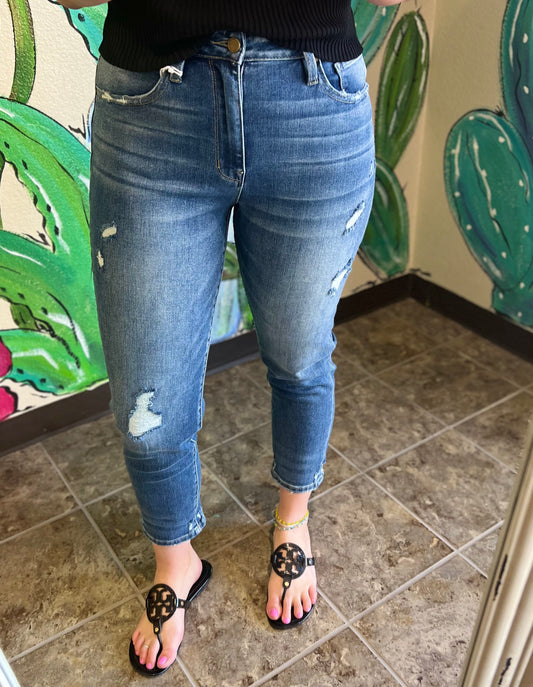 High-Rise Stretch Mom Jean