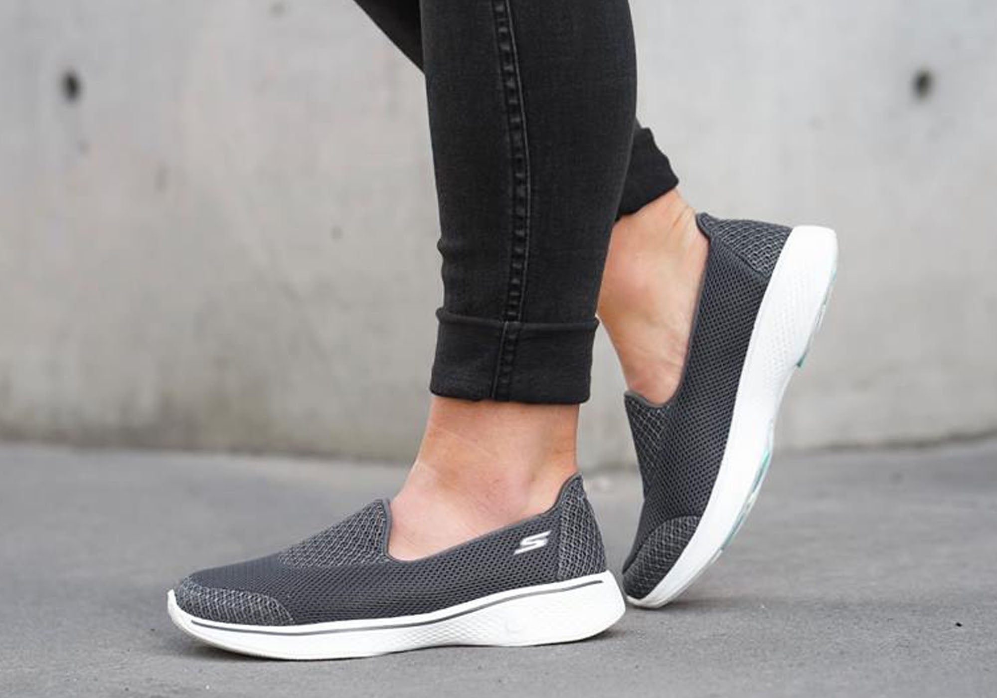 Skechers Go Walk 4 Propel Womens Comfortable Slip On Casual Shoes 