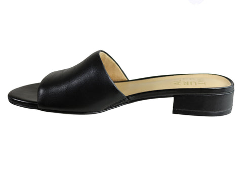 naturalizer mason sandals