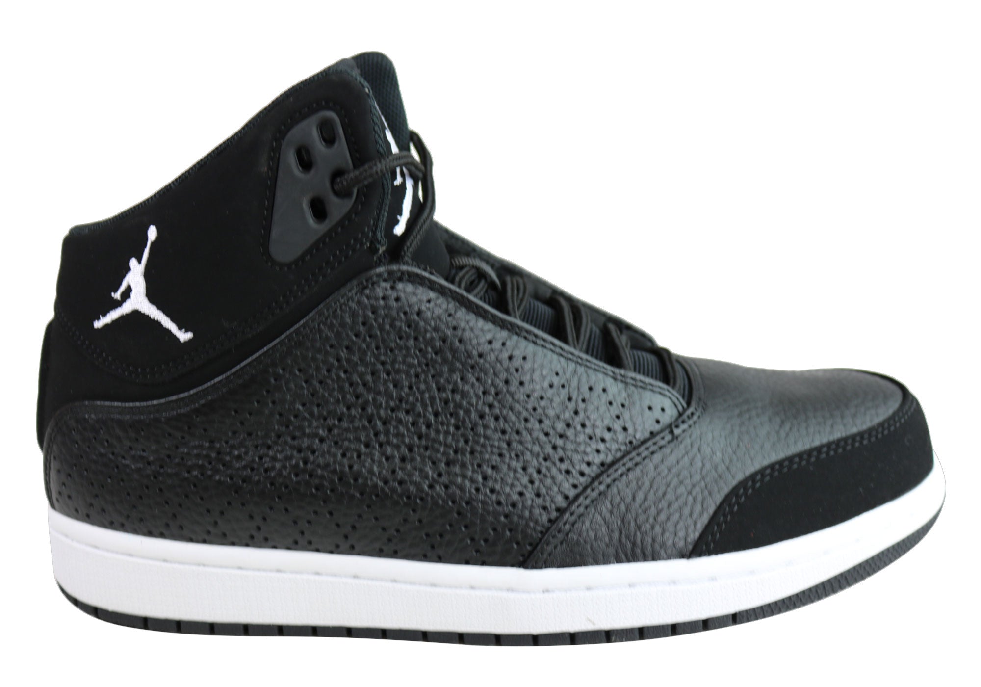 black brand basketball shoes
