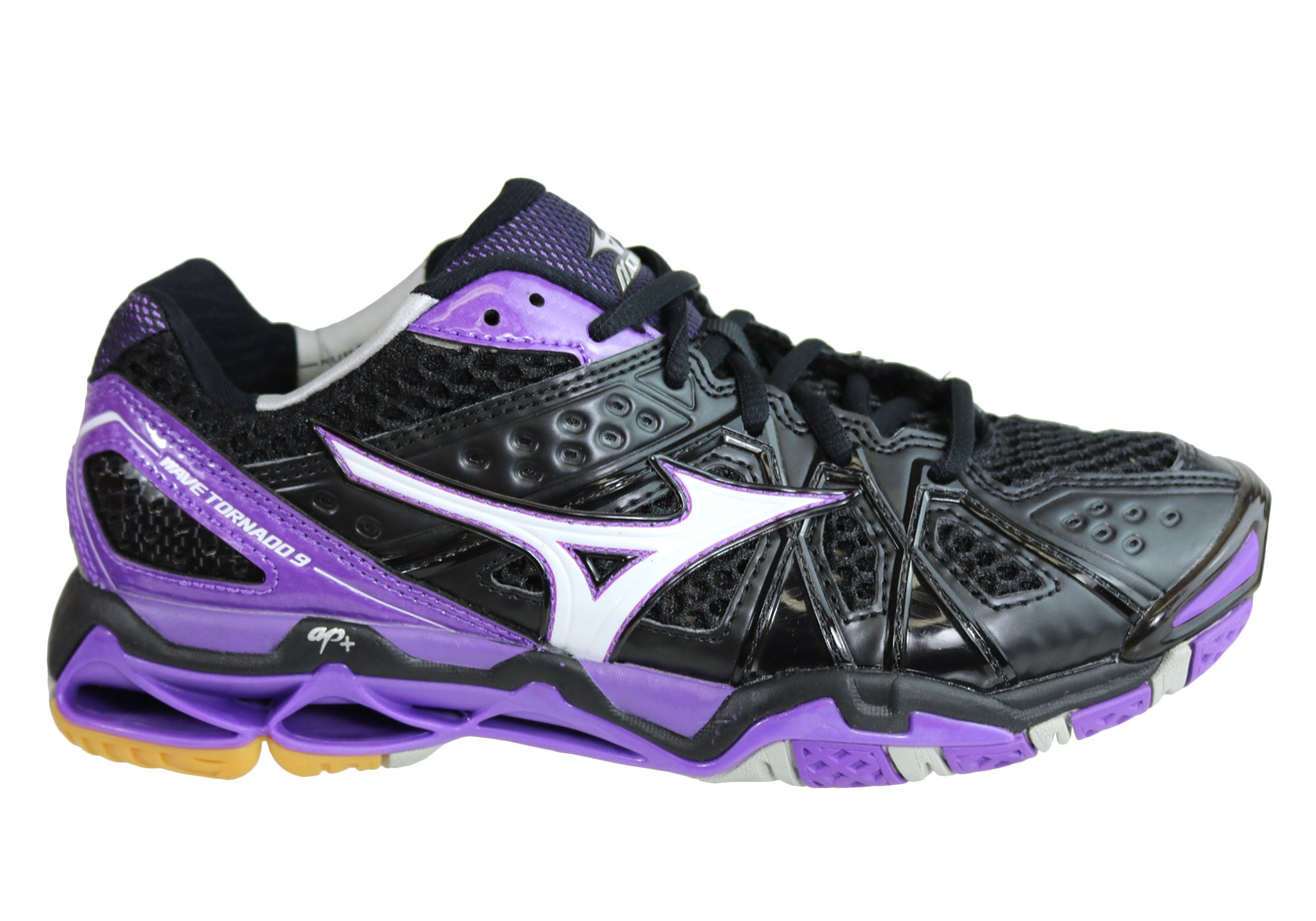 mizuno cross trainers