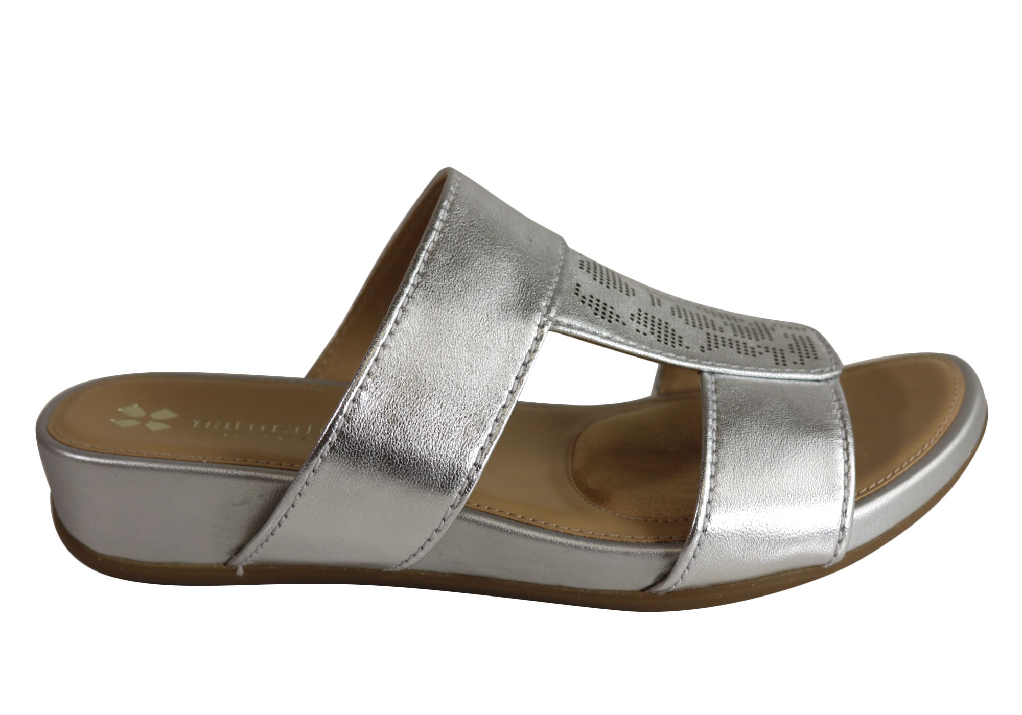 naturalizer slip on sandals