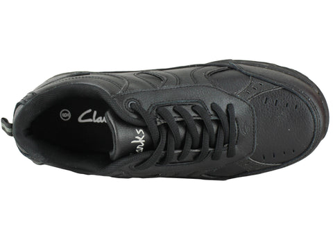 clarks kids black