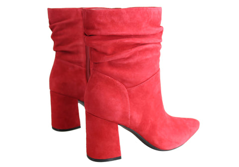 naturalizer suede boots