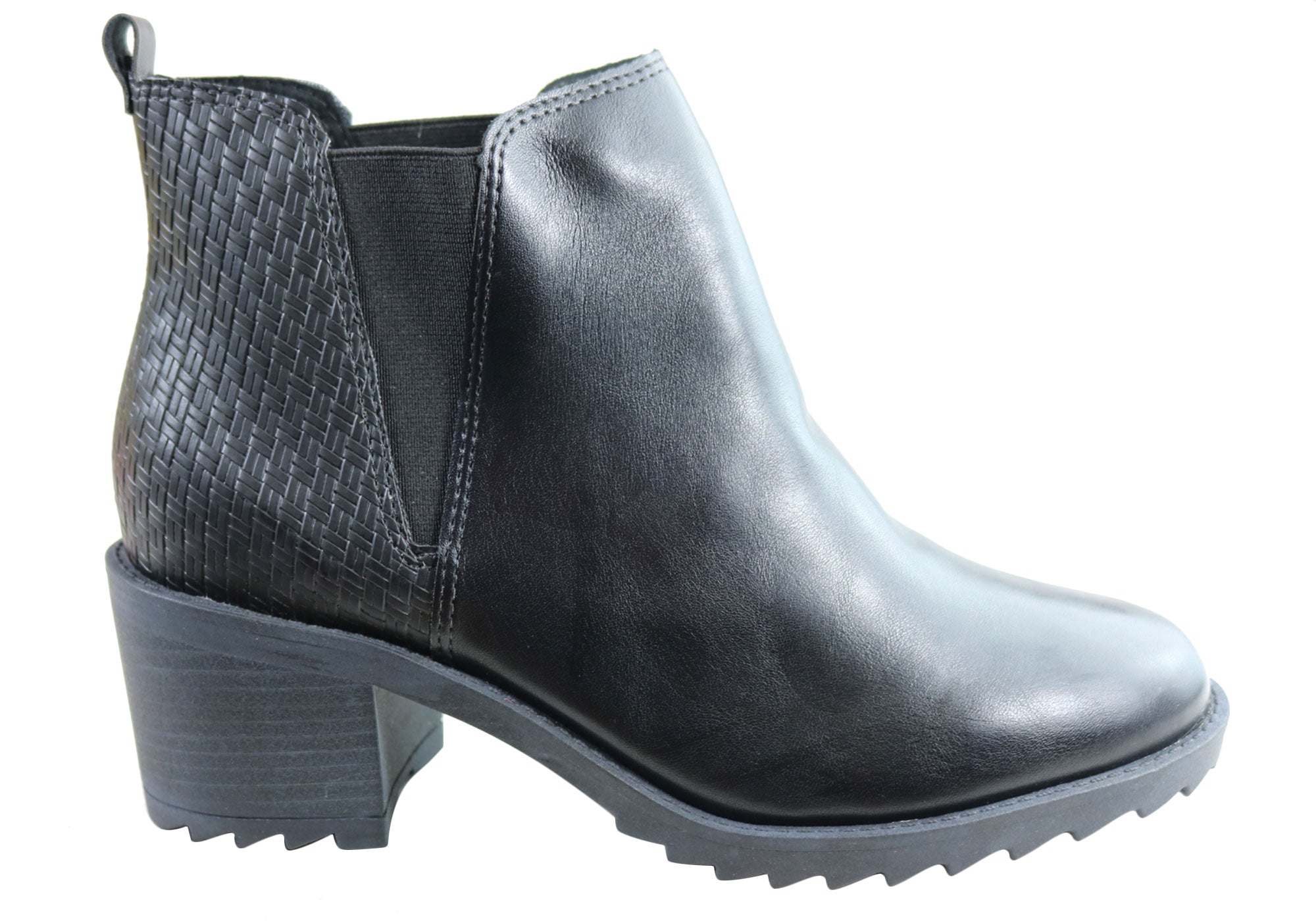 clarks non slip boots