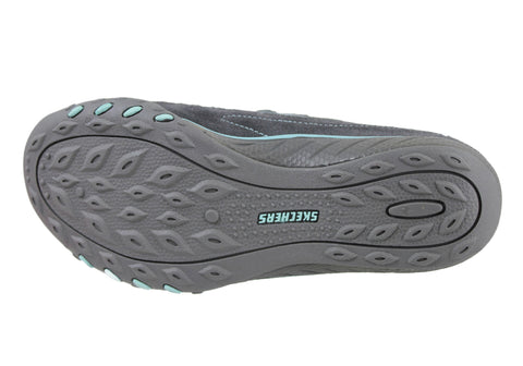 skechers breathe easy bungee ladies boots