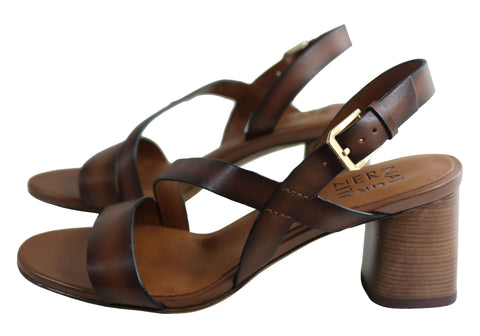 naturalizer arianna leather sandals