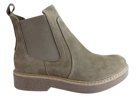 comfort chelsea boots womens