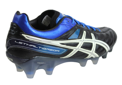 asics moulded boots