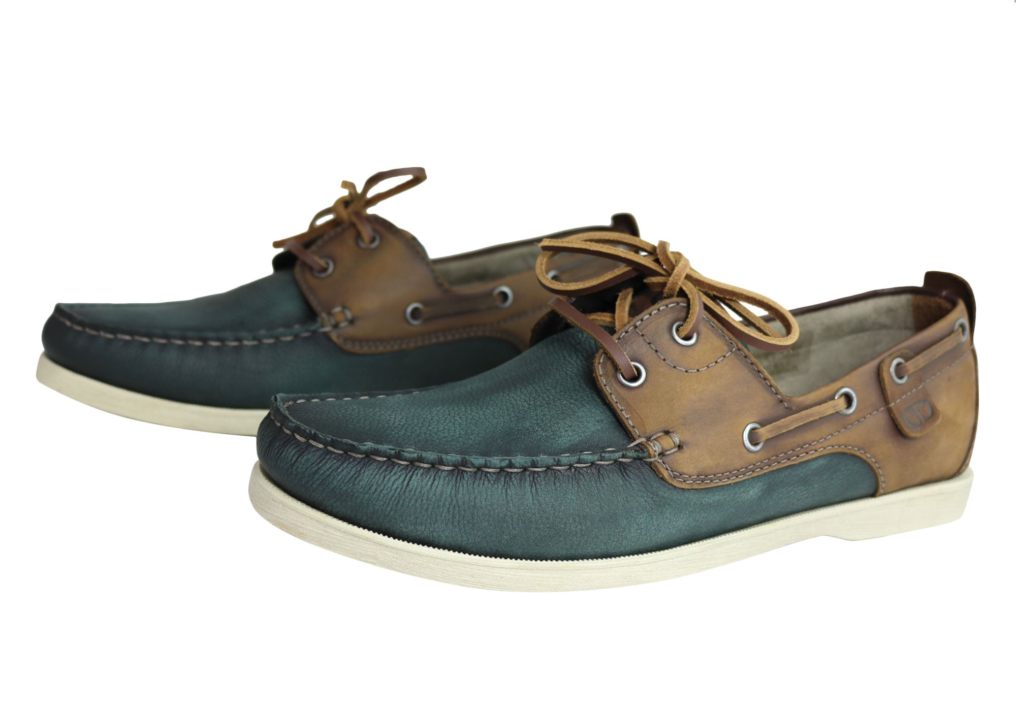 comfortable boat shoes