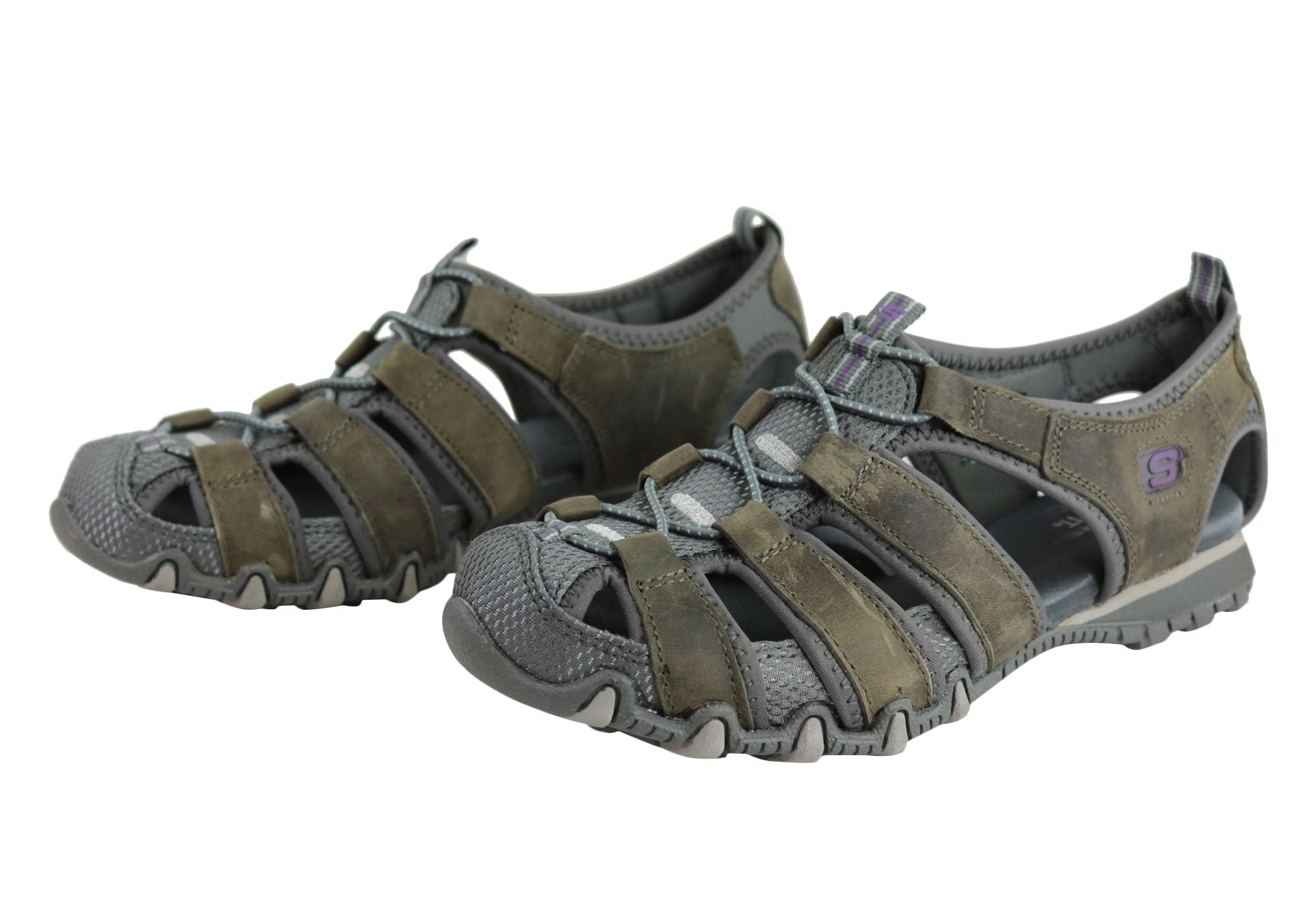 عجز تقني سجادة skechers biker sandals 