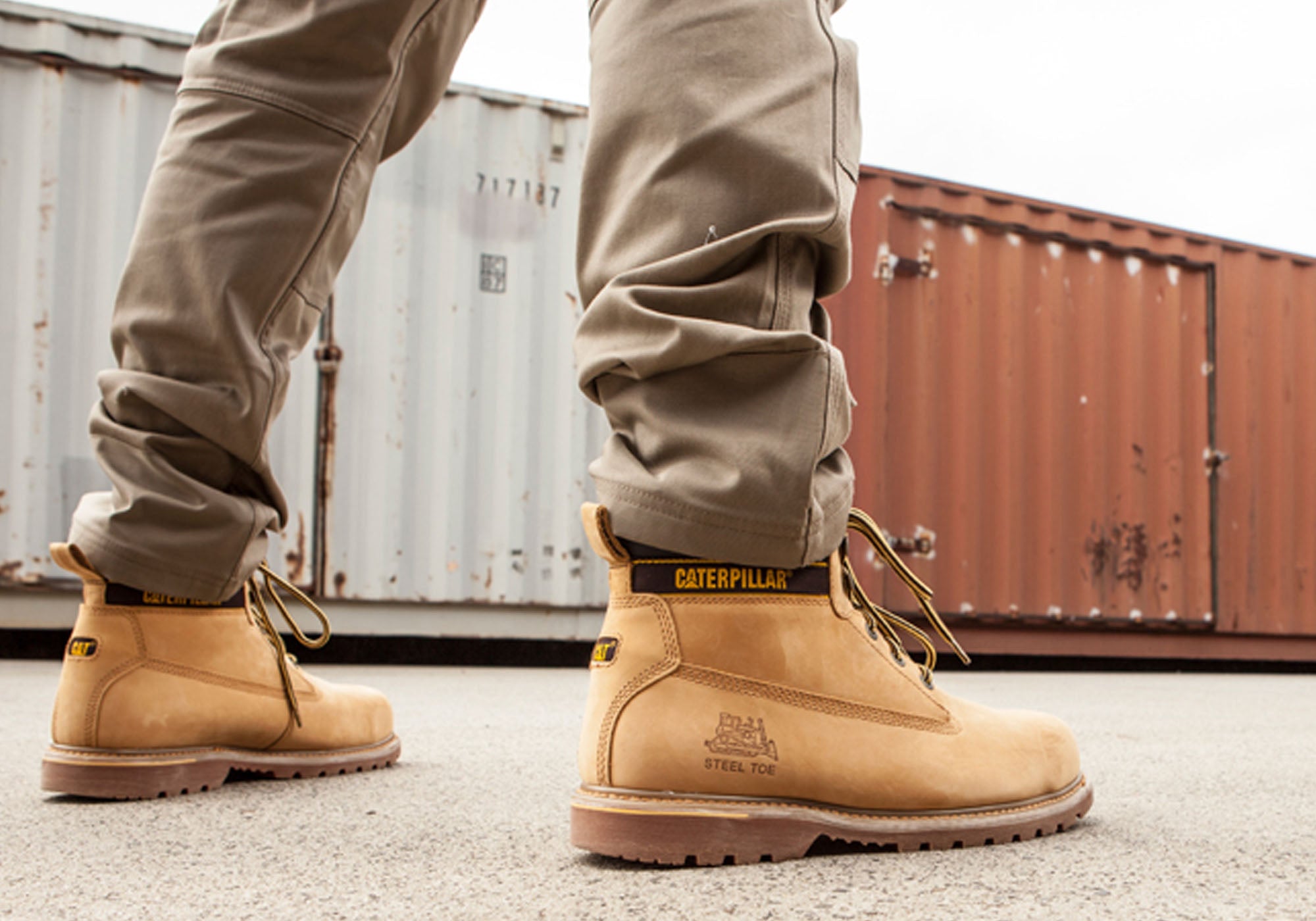 caterpillar boots men