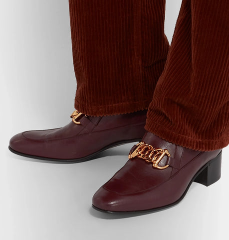 Gucci Loafers / ภาพ: MR PORTER