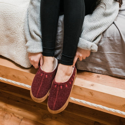 women's embroidered slippers