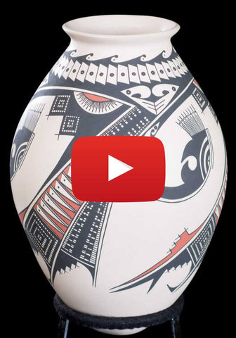 360 View video of Mata Ortiz Ceramic Pot