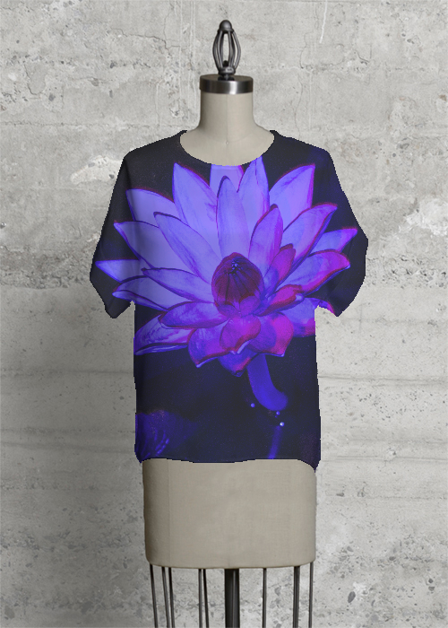 Midnight Lily Tee