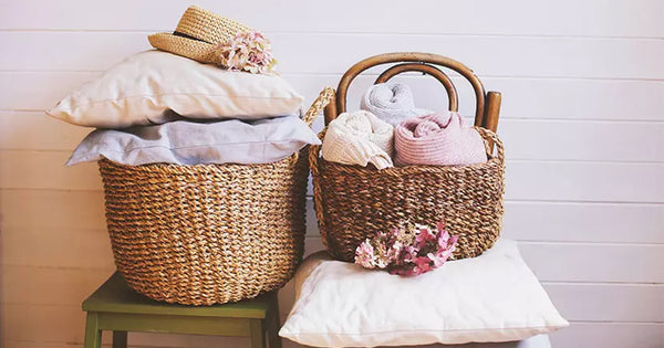 small basket to accommodate your decor cushions