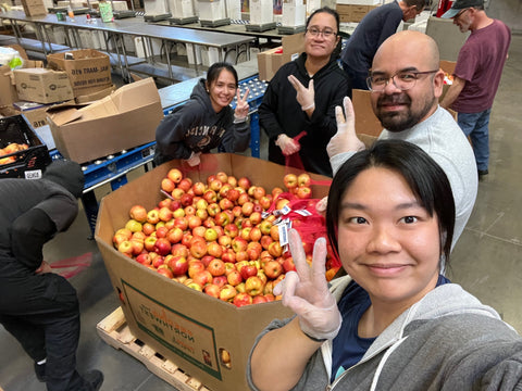 The team at Merchology Nevada volunteered their time with the Nevada Food Bank in 2023 for Impact Week!
