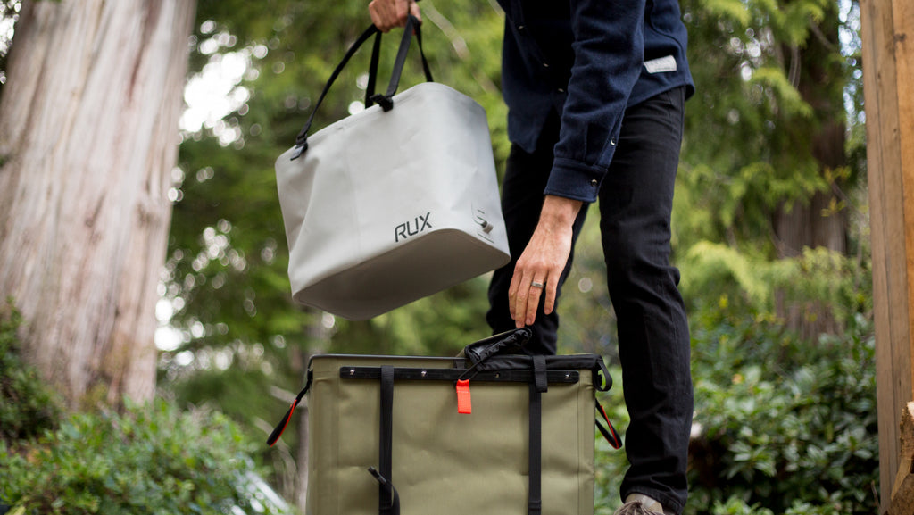 15 Best Crossbody Bags for Men to Wear Everywhere | Condé Nast Traveler