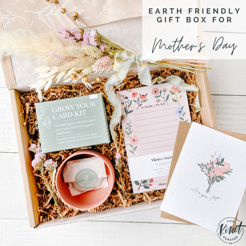 Why We Love the Earth Mama Organics Gift Set for Mamas-To-Be