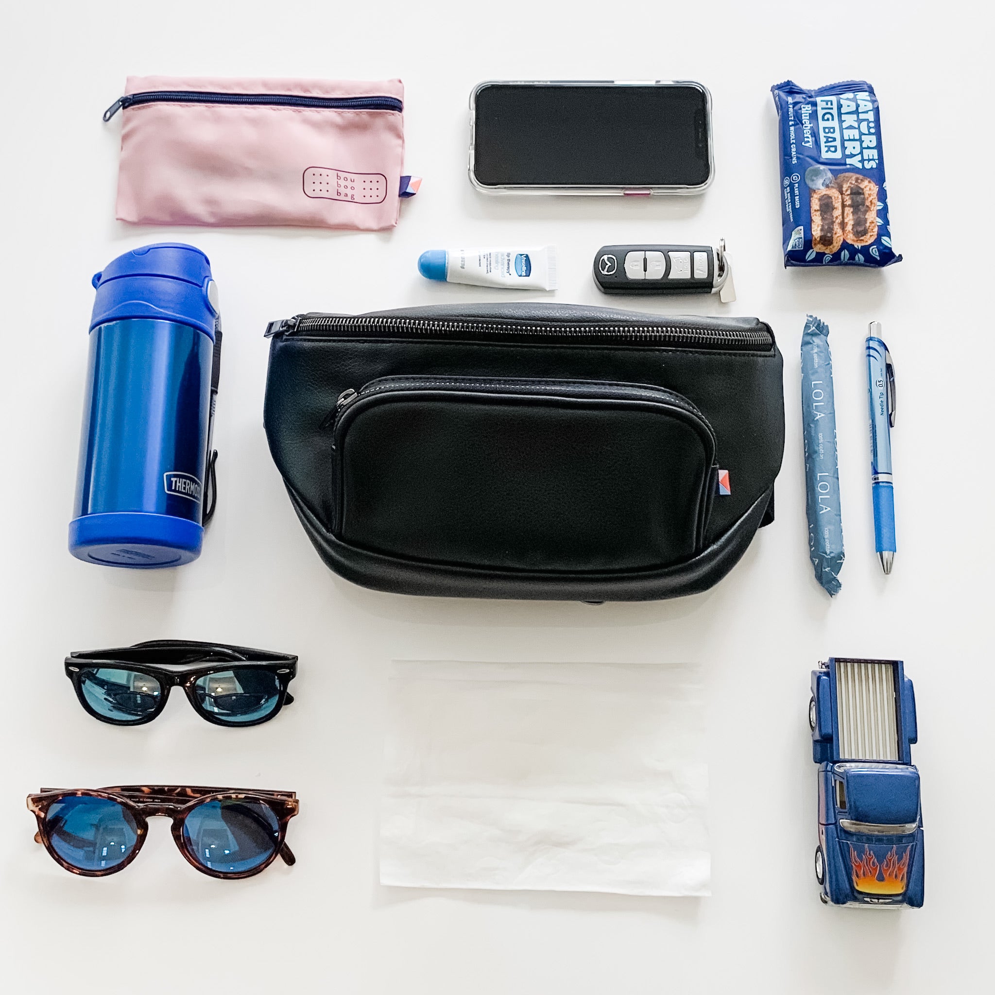 what to pack in your minimalist diaper bag: big kid