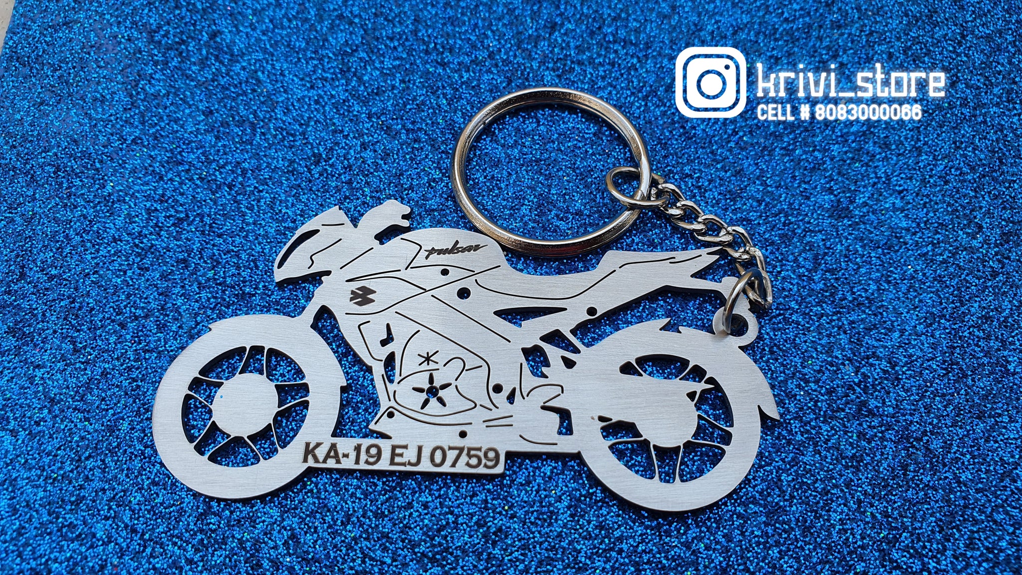 bajaj pulsar keychain