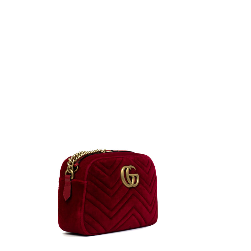 Felicidades Capilla Conclusión Marmont Pequeño bolso de terciopelo rojo Gucci - Segunda Mano / Second Hand  - Vintega