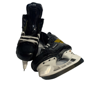 Bauer Supreme Ultrasonic Hockey Skates - Size 7 Fit 2 – HockeyStickMan