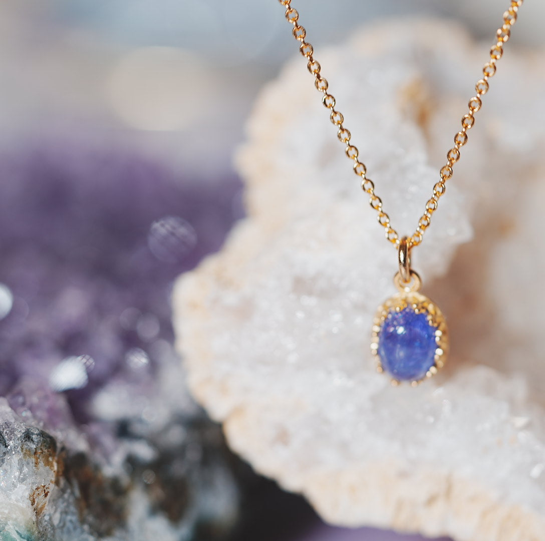 タンザナイト オーバルネックレス【Tanzanite/Oval necklace】 – Juvelia