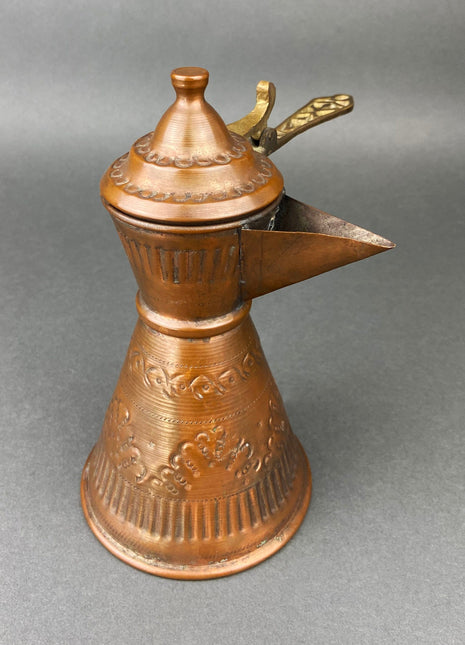antique hammered copper coffee pot – 86 Vintage