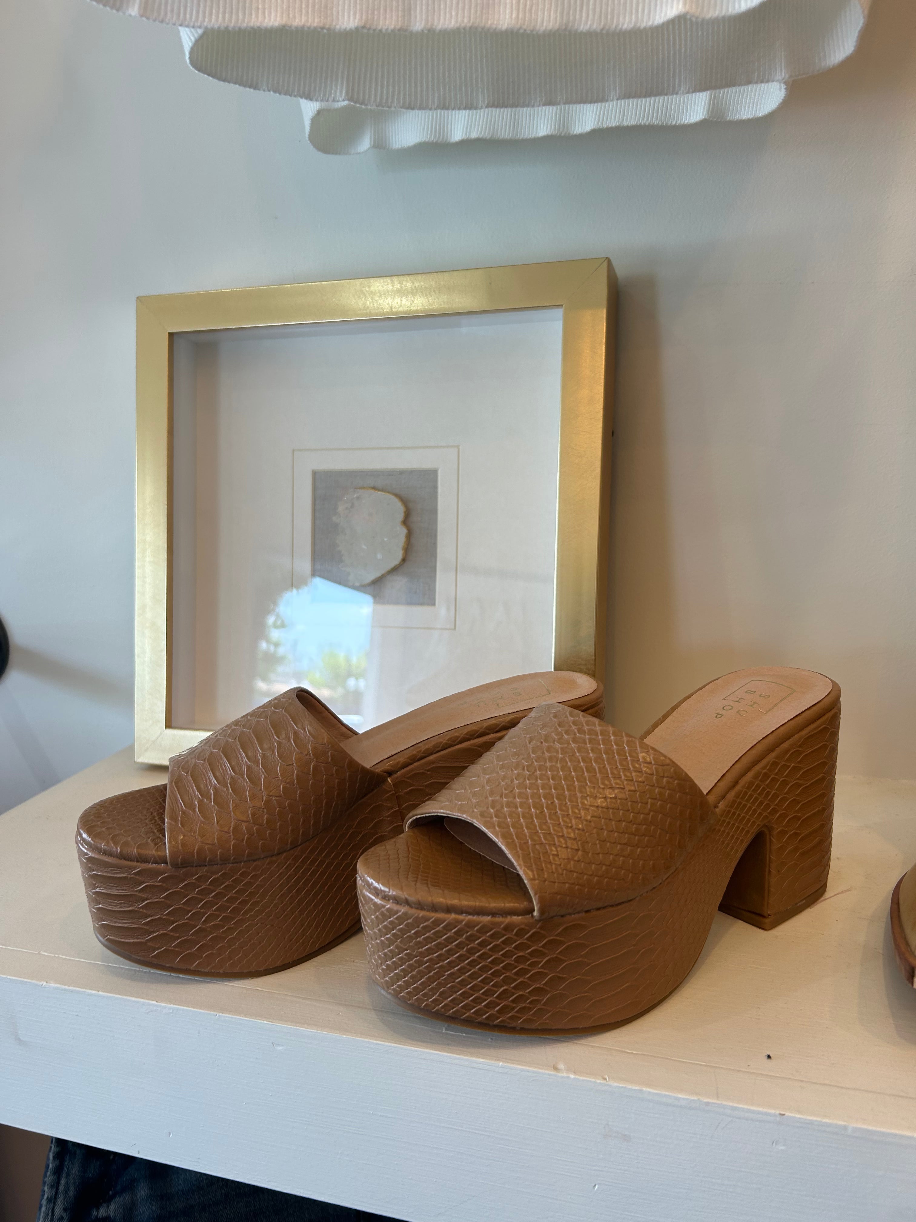 Giza Shoes - Nations Boutique product image